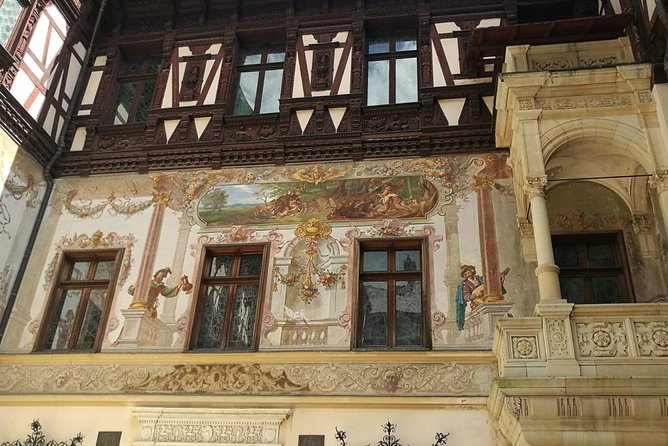 Sinaia and Brasov in one day - One day between Bucharest mountains and Transylvania streets