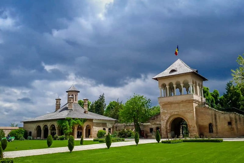 Small Group Tour to Mogosoaia Palace & Snagov Monastery - Key points to know before you go
