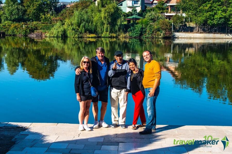 Small Group Tour to Mogosoaia Palace & Snagov Monastery - The ride to Mogosoaia, forest roads and a different kind of Romania