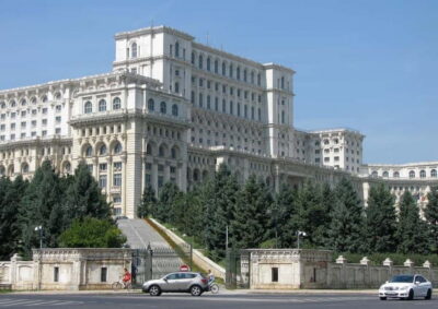Spanish & Italian guided tour – Palace of Parliament