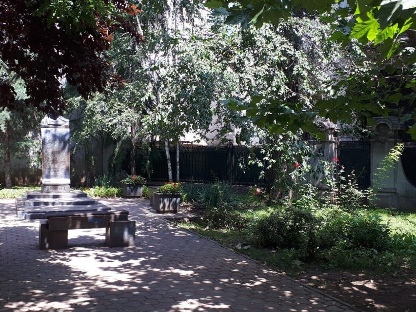 The secret Bucharest - half day walking tour - Key highlights worth planning around