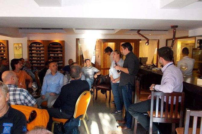 Traditions in Bucharest: Village Museum and Wine Tasting Tour - Stop 3 in the city center wine bar, Dealu Mare and Romanian grape varieties