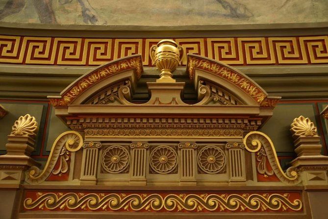 Walking tour of Bucharest - Biserica Icoanei: architecture and local importance you can actually see