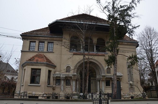 Walking tour of Bucharest - The guide factor: what you gain beyond a simple walk